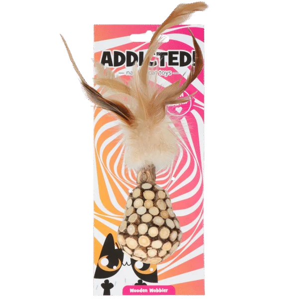 Gioco oscillante in legno per gatti con piume e MADNIP – Addicted! Wooden Wobbler with Feathers