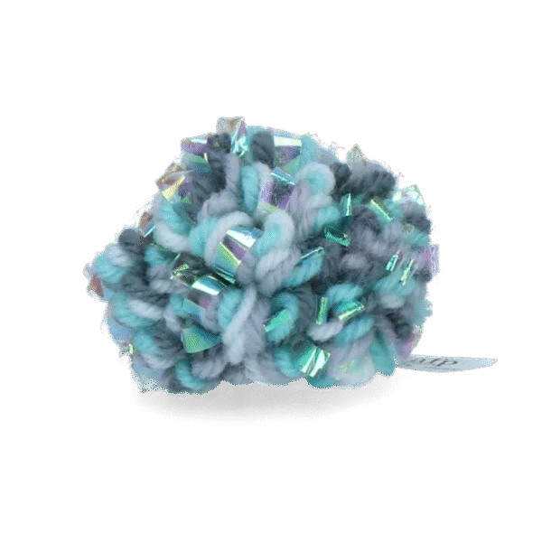 Palla di filato per gatti con catnip e fruscio, 7 x 7 x 7 cm – AFP Knotty Habit - Yarn Crinkly Ball
