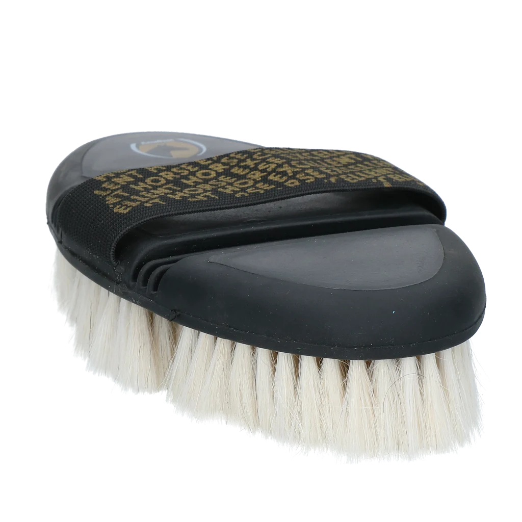 Spazzola morbida per cavalli con setole di capra e parte superiore flessibile – Excellent Horse Flexi Brush Shine - immagine 1