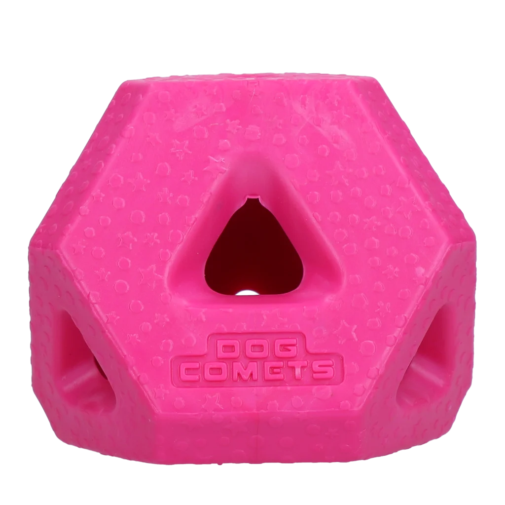 Cubo port snack in gomma TPR per snack e bastoncini da masticare, rosa – Dog Comets Treat Lock Cube - immagine 1
