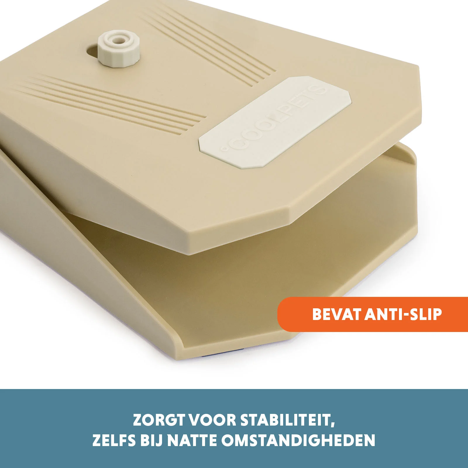 Fontana per cani con pedale e attacco per tubo da giardino, Beige – Coolpets Splash Water Fountain - immagine 5