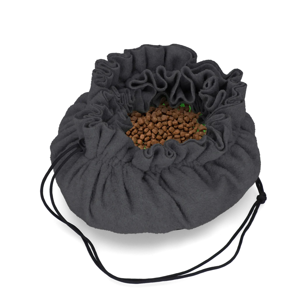 Tappetino olfattivo con cordoncino Ø 50 cm – Eat Slow Live Longer Snuffle Mat - immagine 3