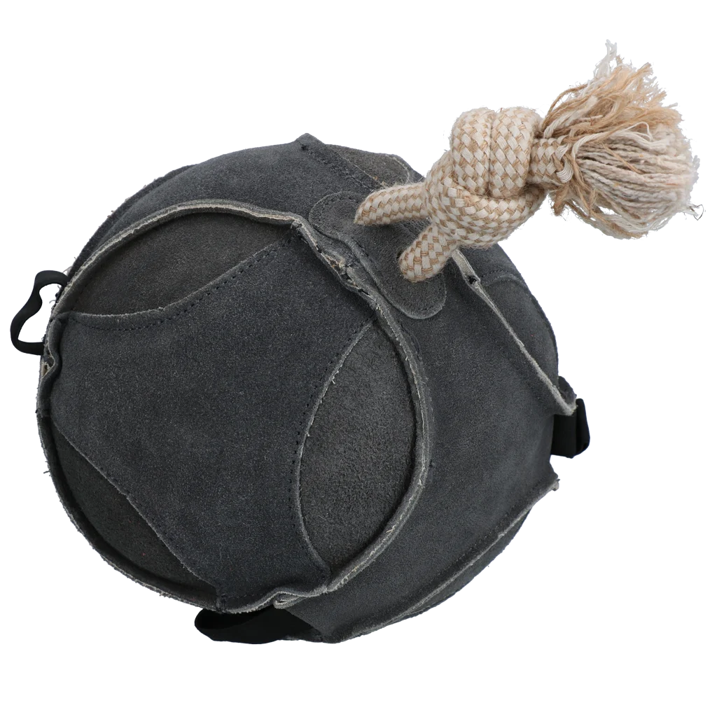 Palla da gioco per cavalli in camoscio con passanti elastici, grigia – Excellent Horse Fun Play Ball - immagine 3