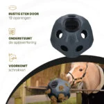 Palla per l’alimentazione dei cavalli con aperture per il mangime, nera – Excellent Horse Feed & Play Ball - immagine 5