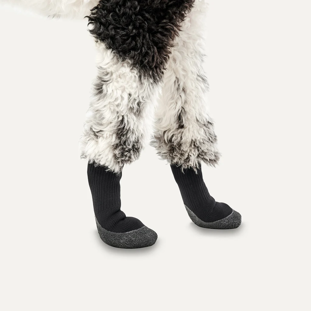 Scarpette impermeabili per cani con suola in gomma, 4 pezzi, XXS, mimetiche e nere – Goo-eez Lites - immagine 3