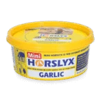 Blocco da leccare per cavalli come ricompensa, 650 g – Horslyx Mini Aglio