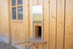 Porta scorrevole per ricovero notturno con guide, taglia S, 22 x 33 cm – Kerbl - immagine 2