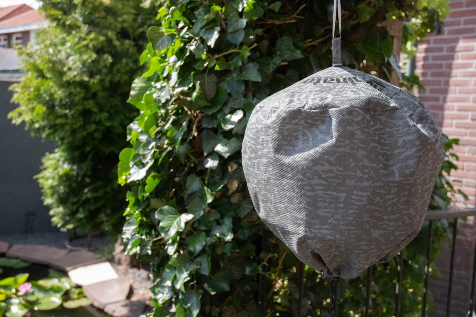 Scaccia vespe con nido imitato, senza veleni – Knock Pest Wasp Protector - immagine 6