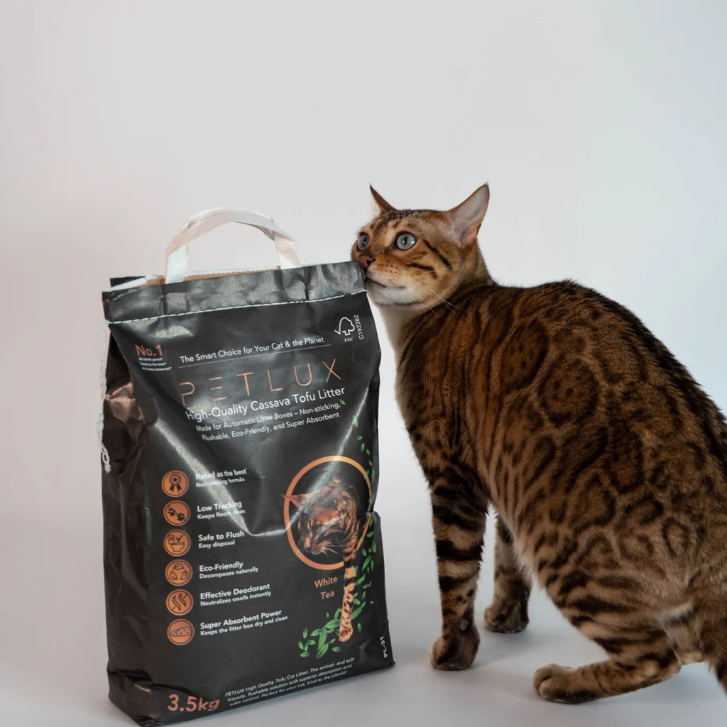 Lettiera agglomerante in tofu per lettiere automatiche, 3,5 kg – Petlux Cassava Tofu - immagine 2