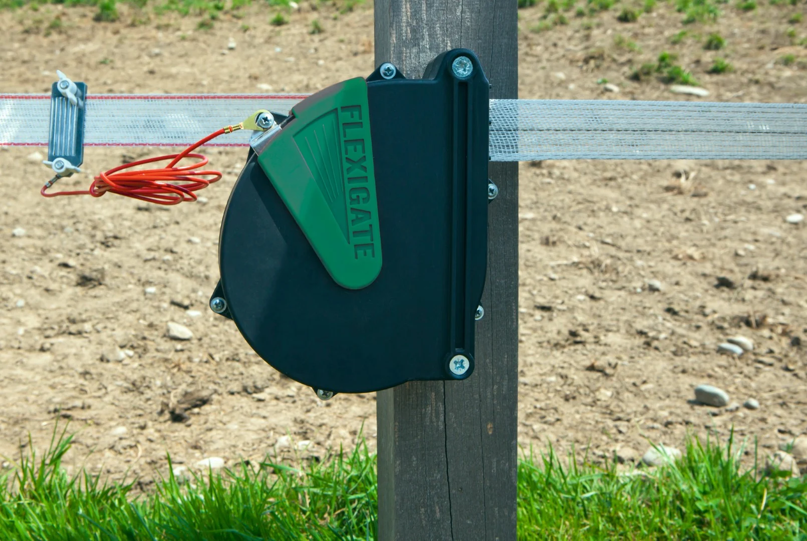 Set avvolgibile per maniglia da cancello con nastro, lungo 6 m e largo 40 mm – ZoneGuard - immagine 1