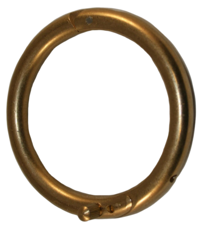 Anello nasale per toro in ottone da 61 mm con vite