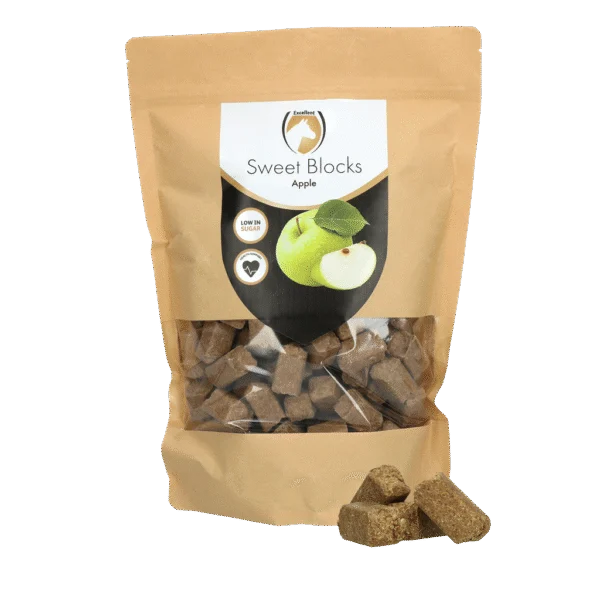 Bocconcini per cavalli alla mela, a basso contenuto di zuccheri, 1 kg – Excellent Horse Sweet Blocks