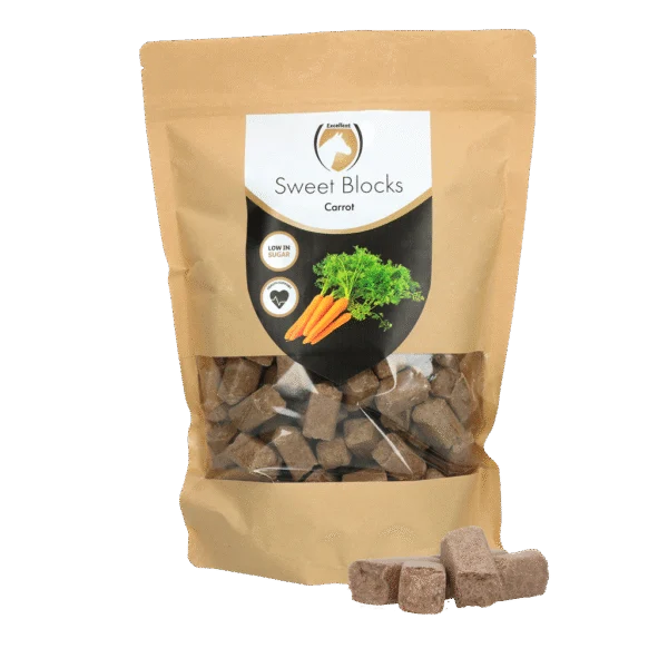 Premi per cavalli alla carota, a basso contenuto di zuccheri, 1 kg – Excellent Horse Sweet Blocks