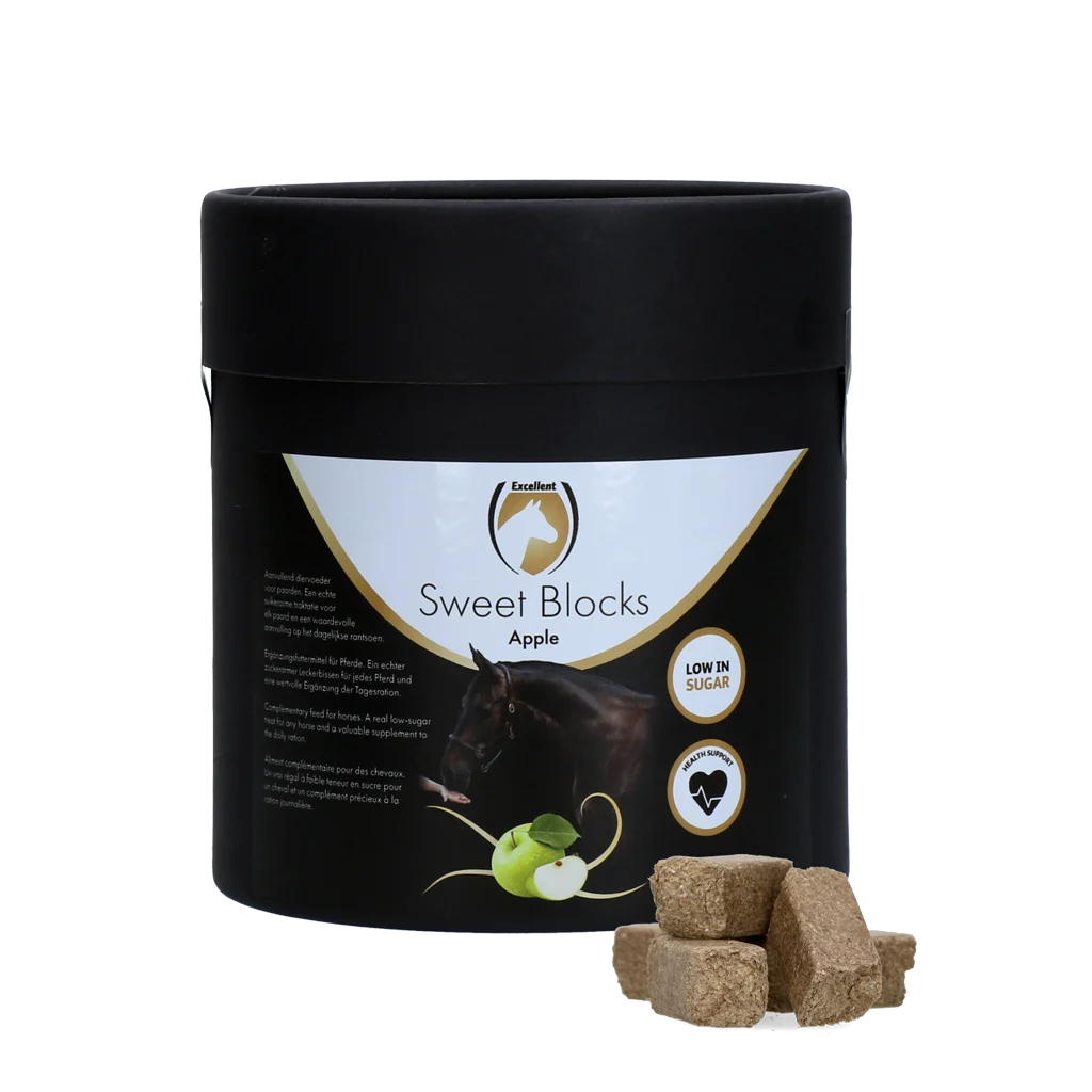 SWEE002AD.png Snack per cavalli alla mela, a basso contenuto di zuccheri, 1,2 kg – Excellent Horse Sweet Blocks - immagine 1