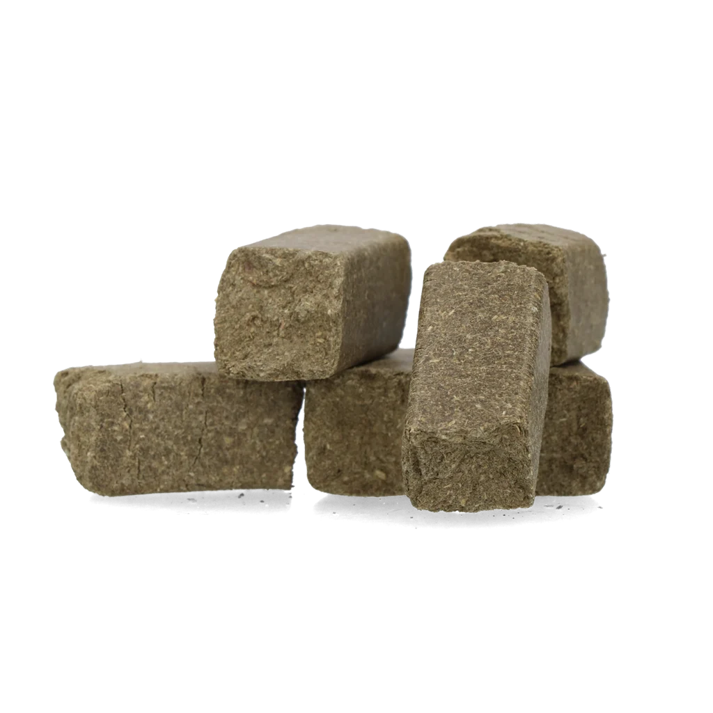 Snack per cavalli all’eucalipto, a basso contenuto di zuccheri, 1,2 kg – Excellent Horse Sweet Blocks - immagine 2