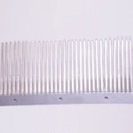 Dissuasore per uccelli in acciaio inox per tegole, 1000 mm, altezza dei denti 75 mm – VentiStrip XL75 - immagine 3