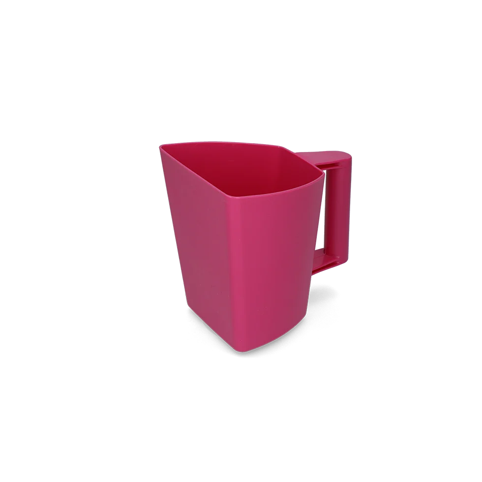 Paletta per mangime in plastica con indicatore di capacità, 2 l, rosa – Vplast Plus - immagine 1