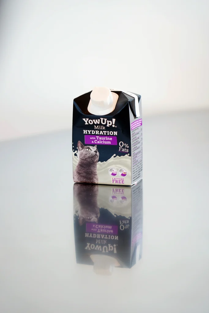 Latte per gatti senza lattosio e grassi, 200 ml – YowUp! Cat Milk Hydration - immagine 2